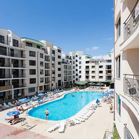 Wifi❤studio With Kitchen & Balcony Pool View❤vi❤ 公寓 *